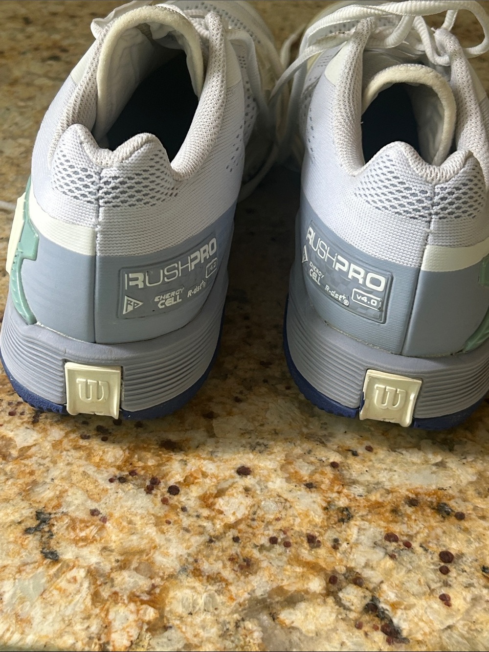 Wilson Women’s  White  Tennis 🎾 Shoes - Picture 7 of 8